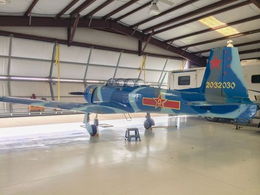 النموذج المدني CJ-5/CJ-6