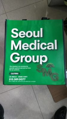 صديقة للبيئة الحجم المتوسط من النسيج غير المنسوج من النسيج المعاد تدويره كيس هدية التسوق المحمول