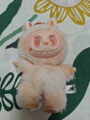 لعبة " لابوبو " عالية الجودة V3 دمية الوحوش الكبيرة في الطاقة